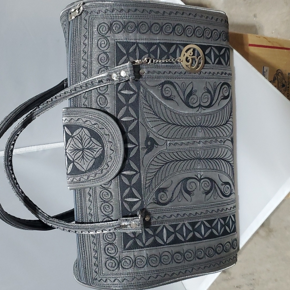 Mini weekender Banda Bag NWOT GRAY BLACK TRAVEL
